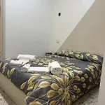Napul\'E